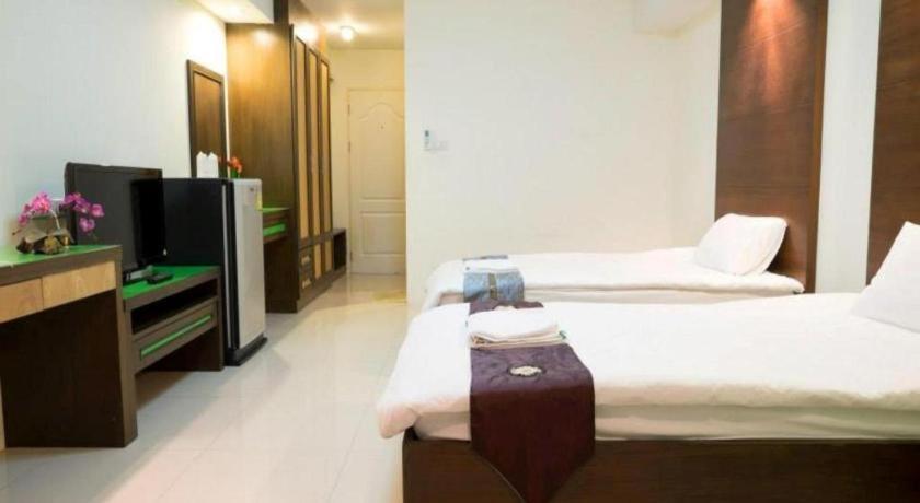 Grand Living Residence Chiang Mai Exterior photo